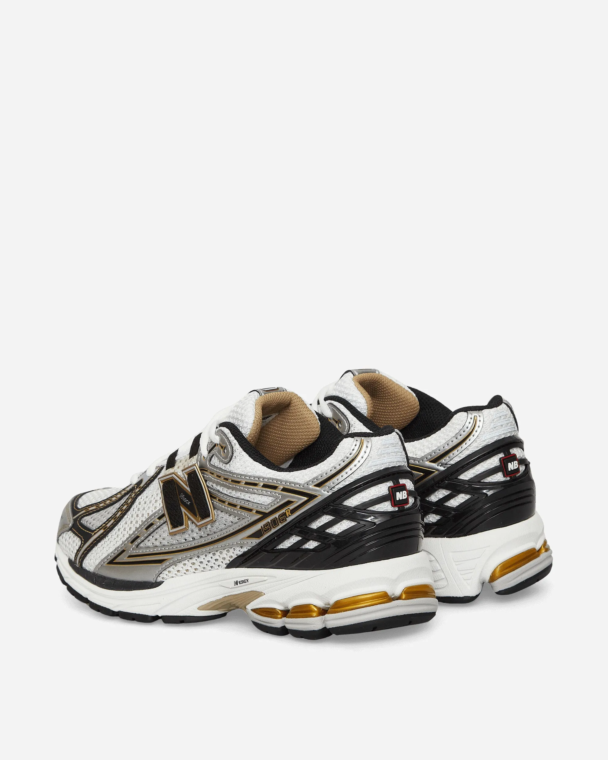 1906R Sneakers Silver Metallic / Vintage Gold / Black