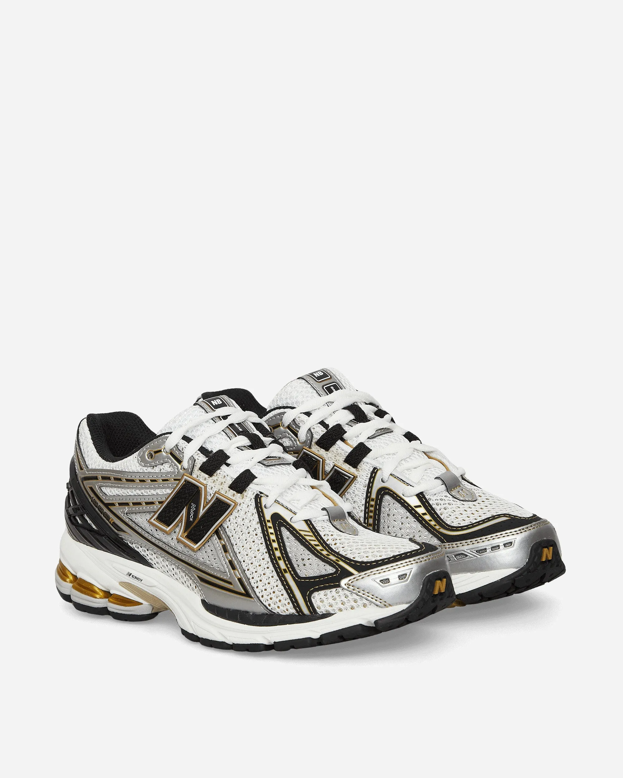 1906R Sneakers Silver Metallic / Vintage Gold / Black