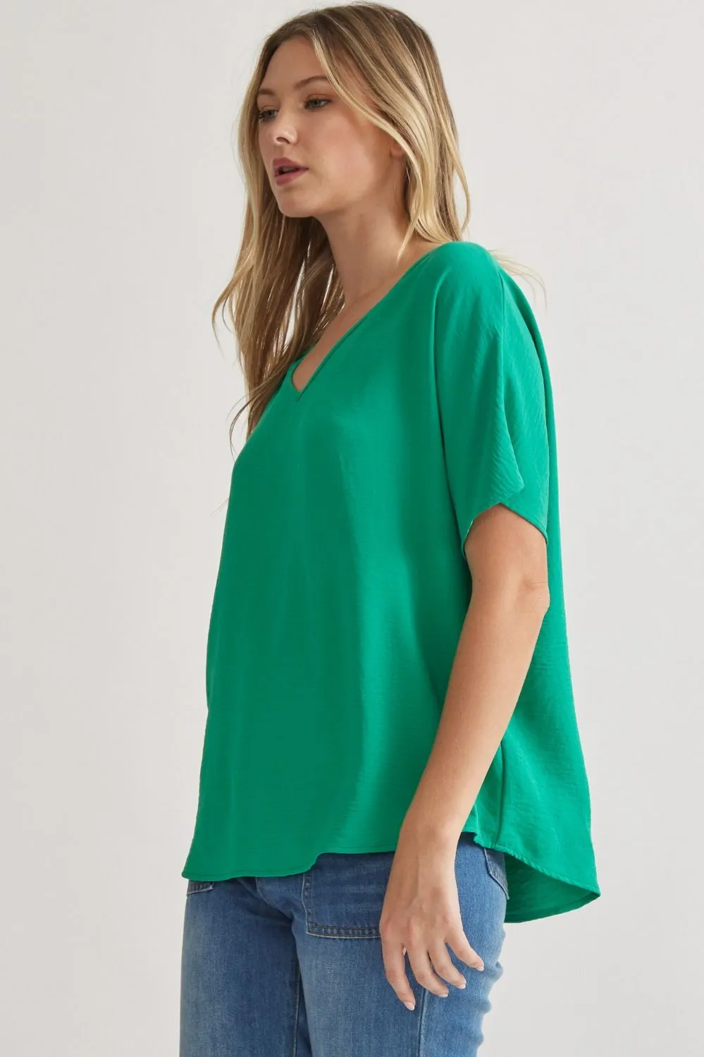 Blissful Basics V-Neck Top - Kelly Green *Regular & Curvy*