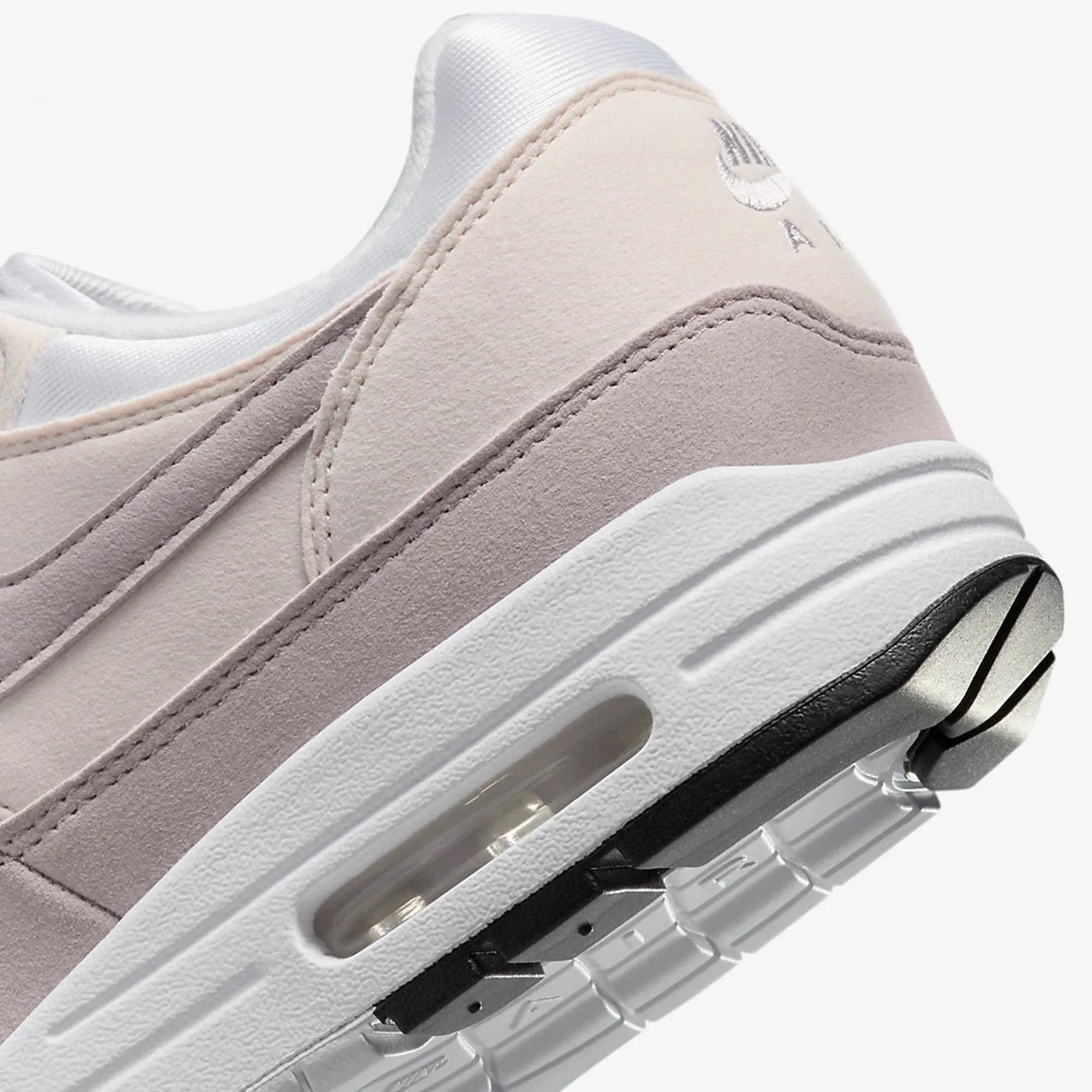 Nike | WMN'S AIR MAX 1  { WHITE/PLATINUM VIOLET-PHANTOM-WHITE