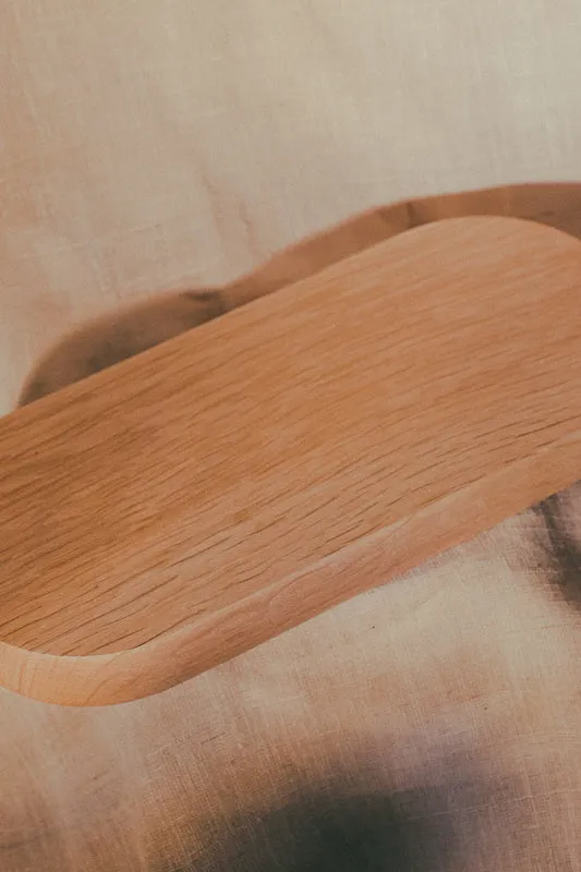 OVAL CUTTING BOARD