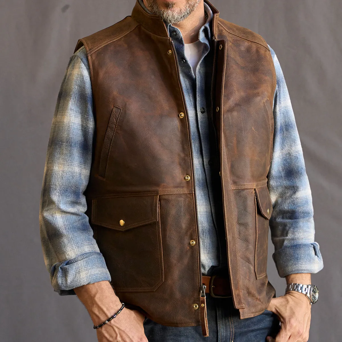 Shelby Bison Travel Vest No. 329 | Brown