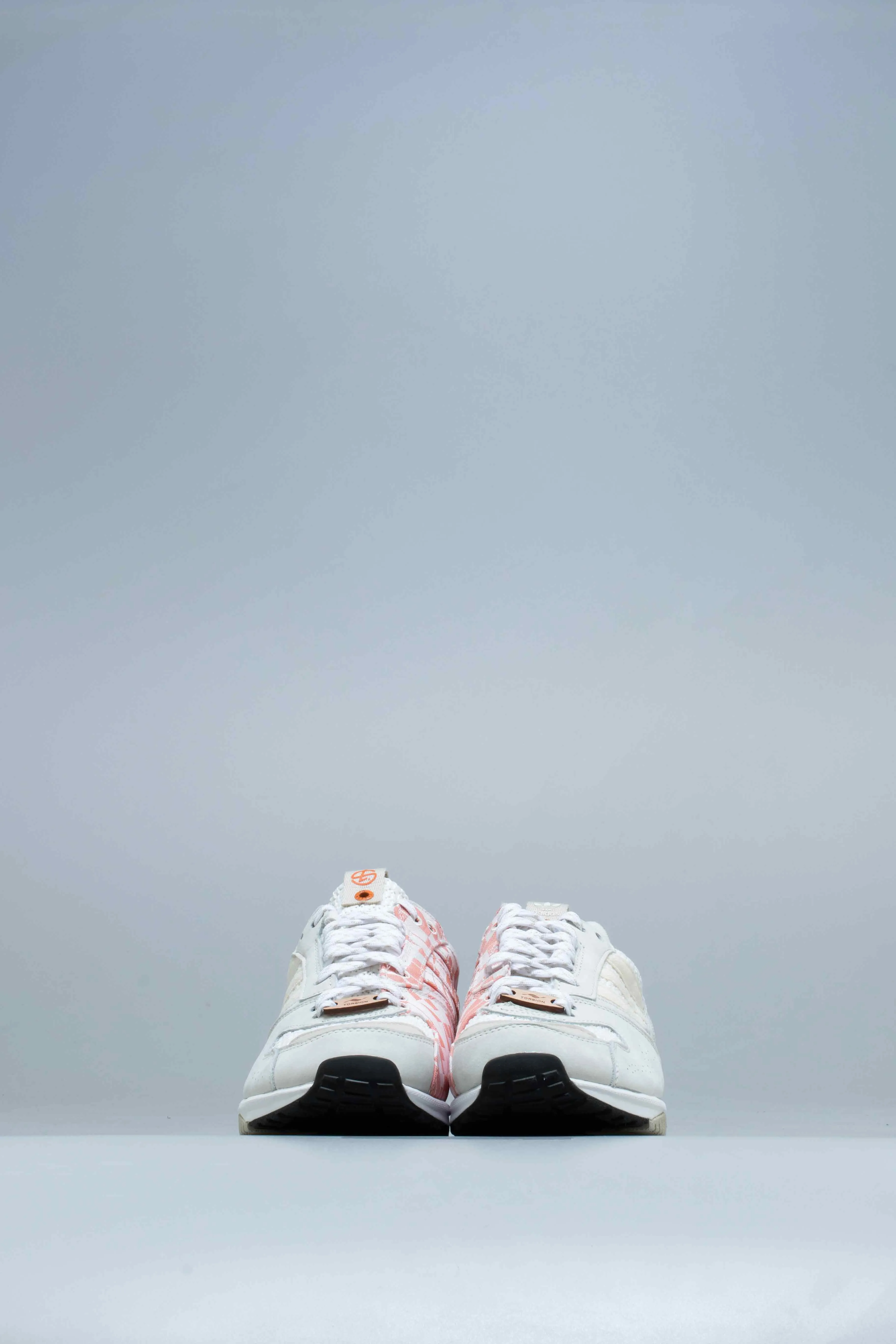 Shelflife X adidas Consortium ZX 4000 Mens Running Shoe - White/Tan/Orange