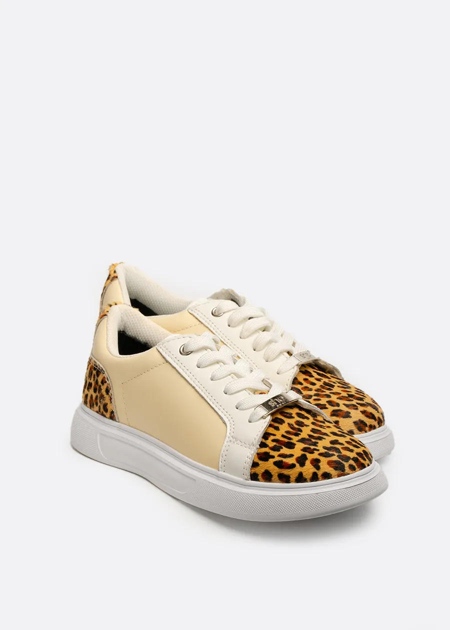 Styles: women's lifestyle sneaker